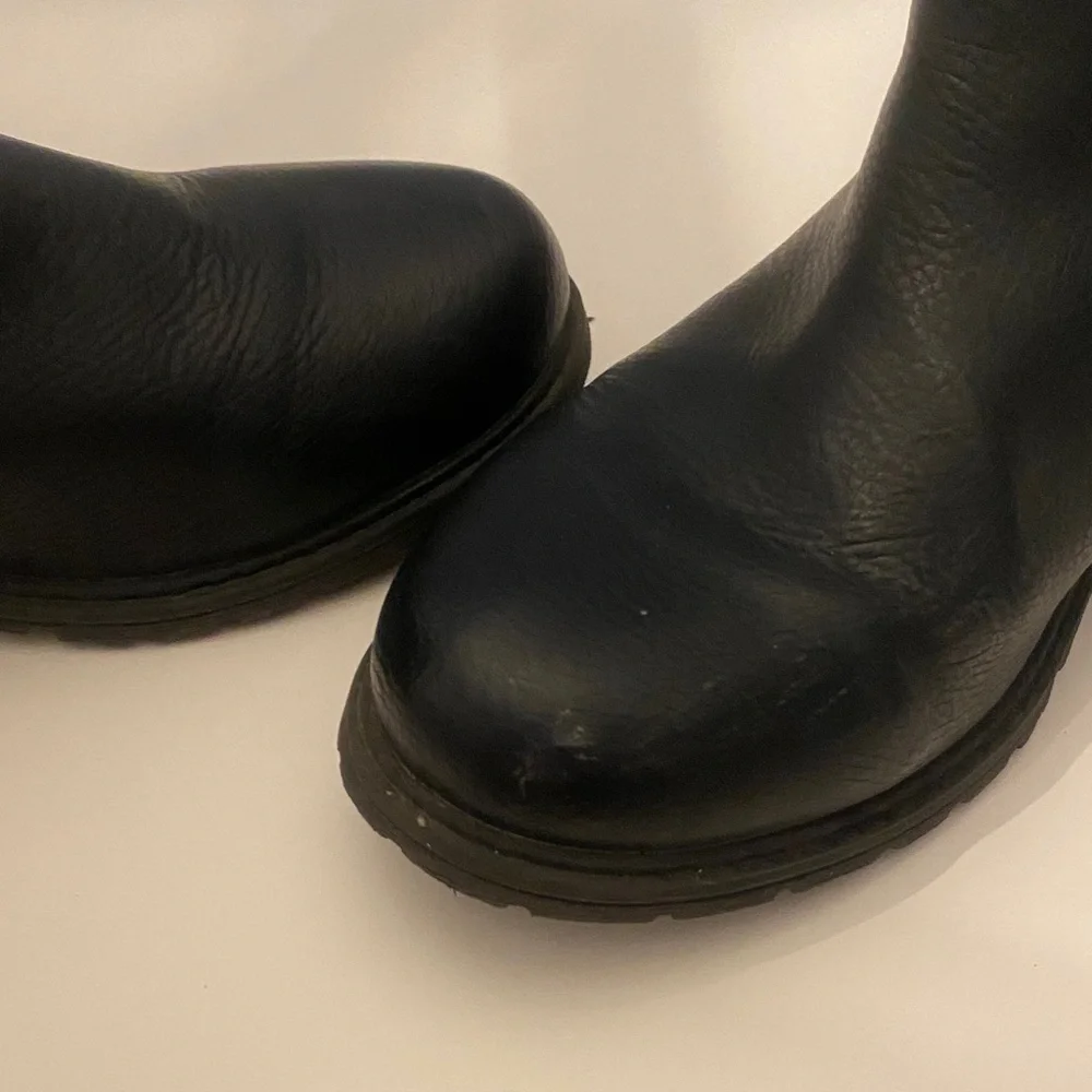 Black Ankle Boots from Girl Mia size 4 style baker
